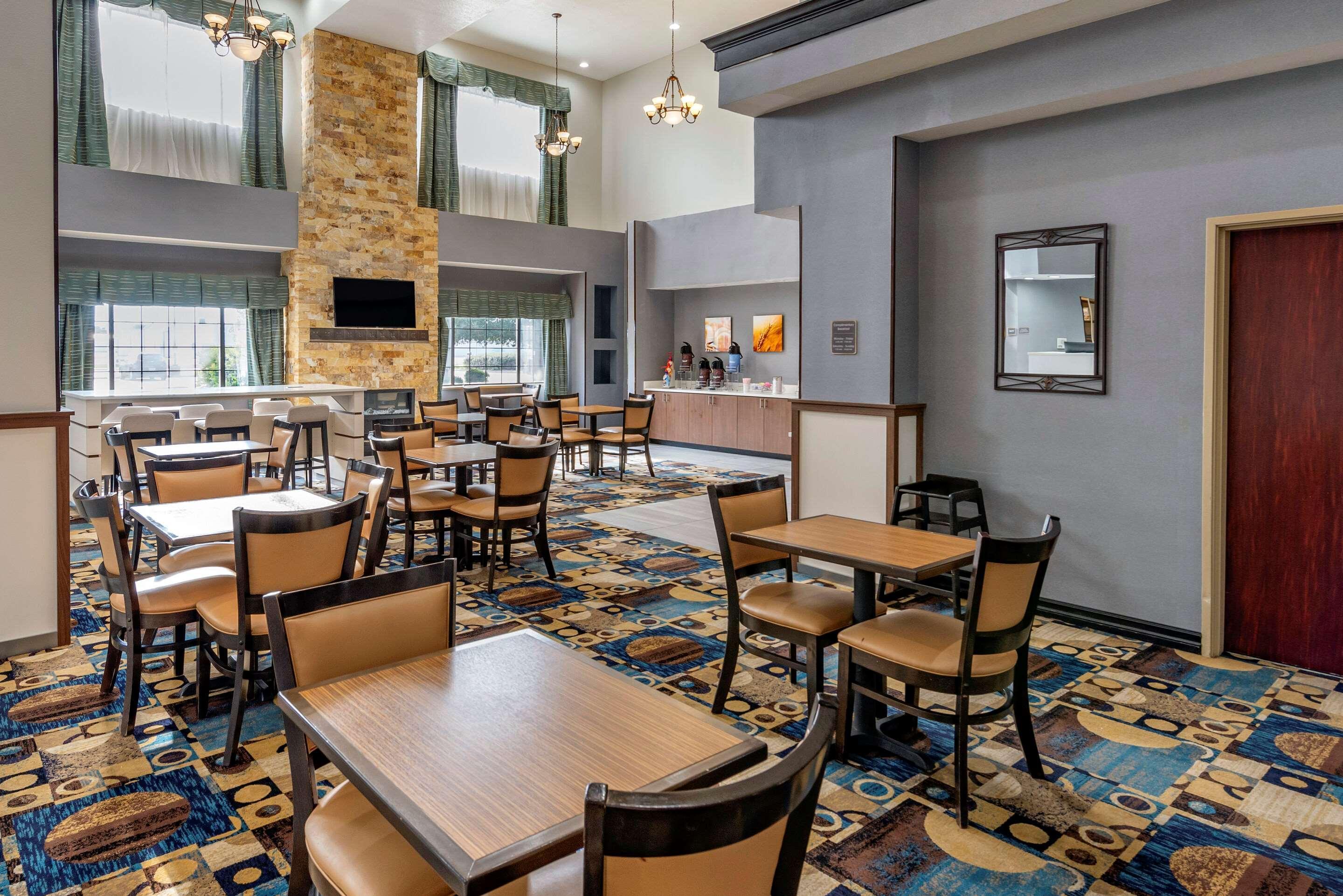Comfort Suites Clovis Kültér fotó